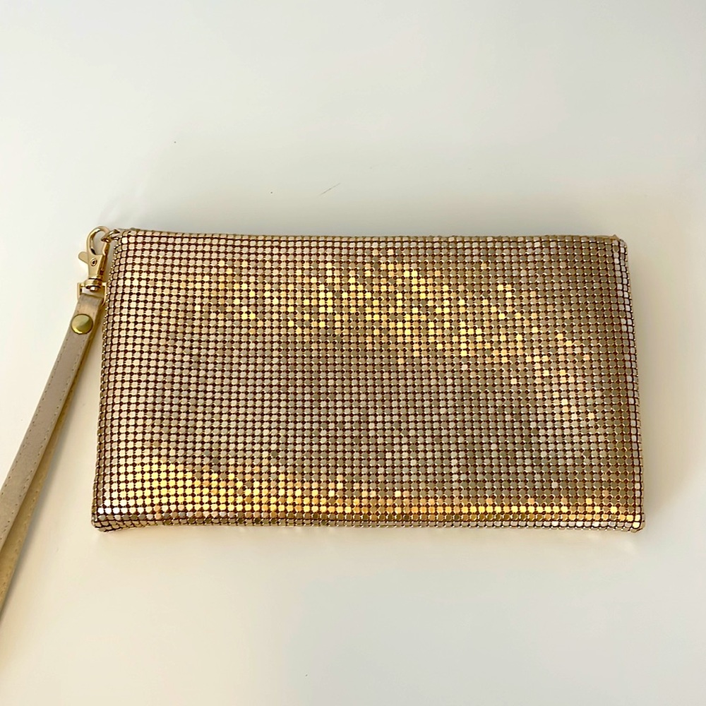 Gold Toned Mesh Clutch Handbag Vintage wristlet